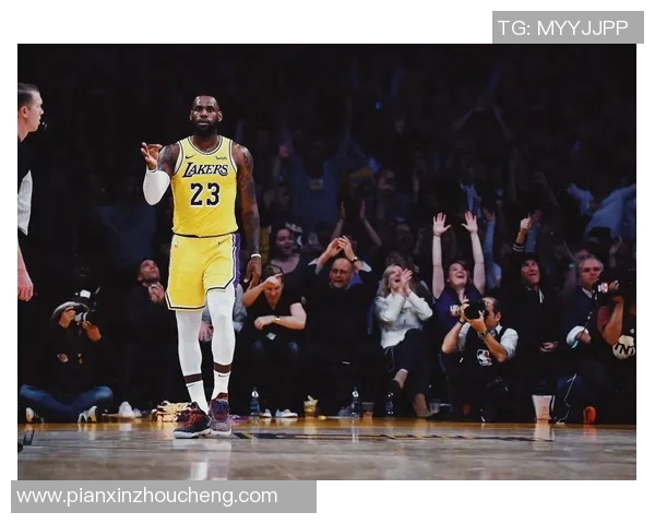 洛杉矶湖人与犹他爵士的激烈对决谁能笑到最后精彩赛事前瞻分析