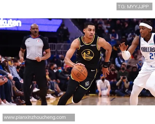 汤神模式下勇士队如何逆转国王队展现冠军气质与团队默契